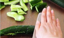 网红吃的小瓜怎么做的呢