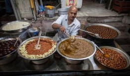 爆料街头小吃做法视频大全,视频大全教你轻松制作美味佳肴